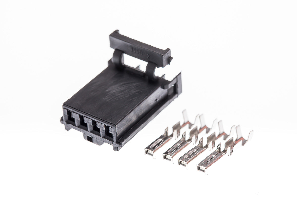 Connector weiblich 4 polig mit Crimpverbinder CSF12025