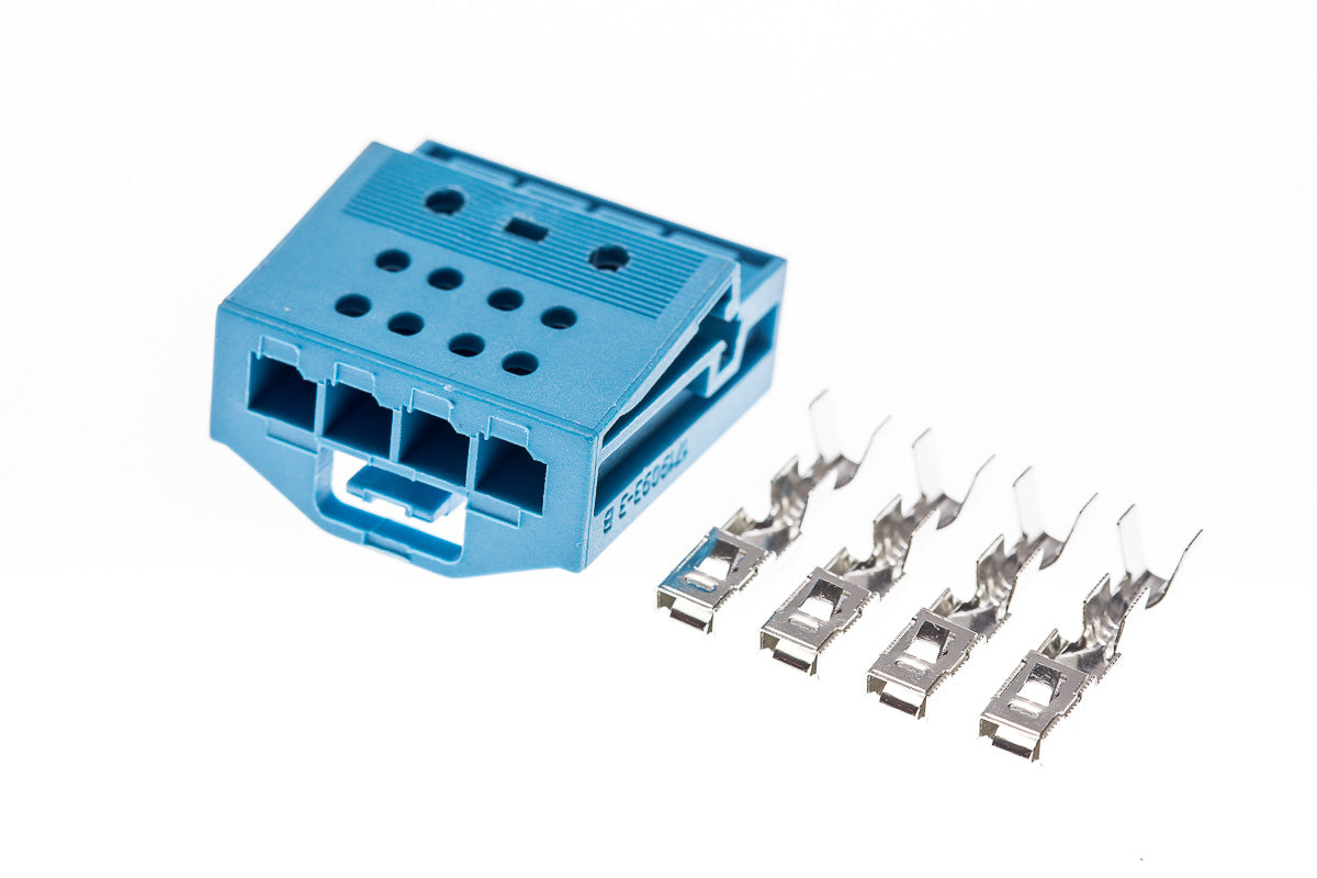 Connector weiblich 4 polig mit Crimpverbinder CSF12110