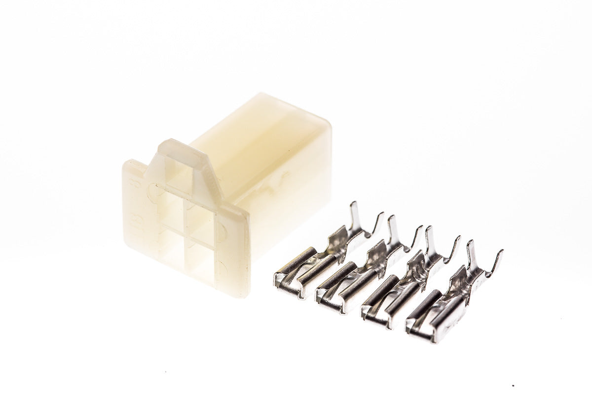 Connector weiblich 4 polig mit Crimpverbinder CSF12177