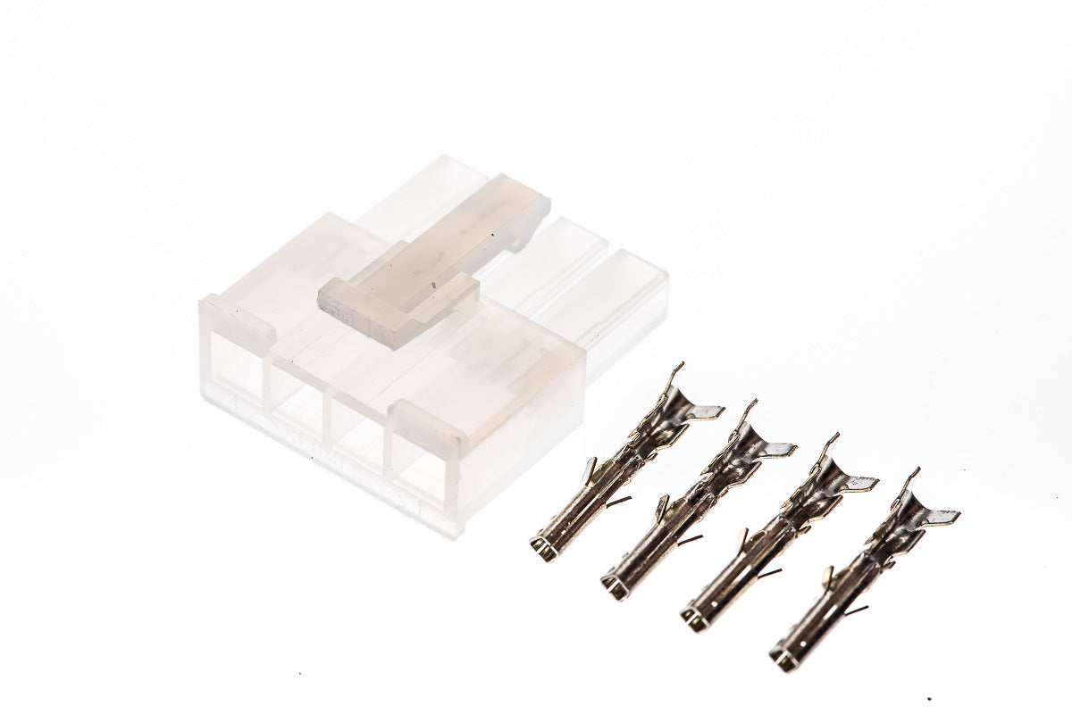 Connector weiblich 4 polig mit Crimpverbinder CSF12353