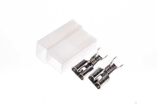 Connector  weiblich  2 polig mit Crimpverbinder CSF10571