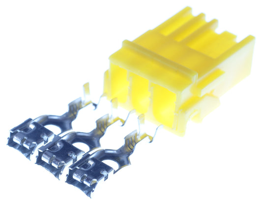 Connector  weiblich  3 polig mit Crimpverbinder CSF11372