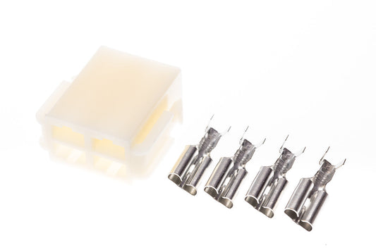 Connector weiblich 4 polig mit Crimpverbinder CSF11978