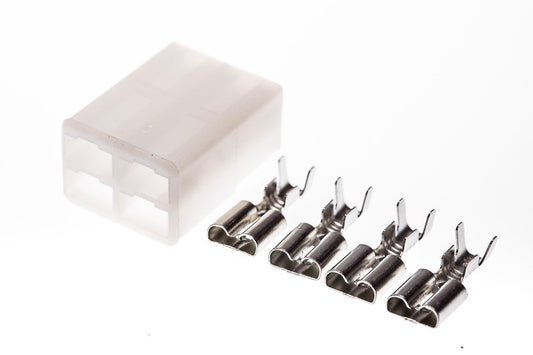 Connector weiblich 4 polig mit Crimpverbinder CSF12042