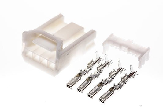 Connector weiblich 4 polig mit Crimpverbinder CSF12124