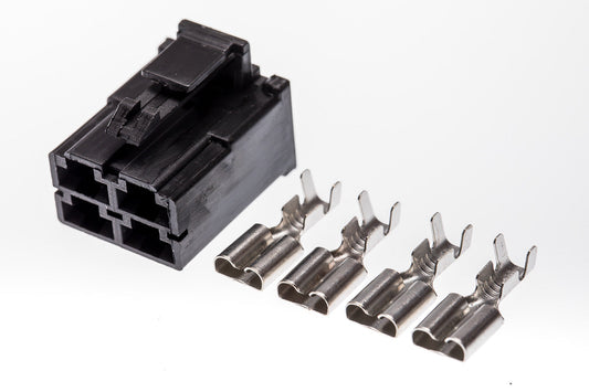 Connector weiblich 4 polig mit Crimpverbinder CSF12216