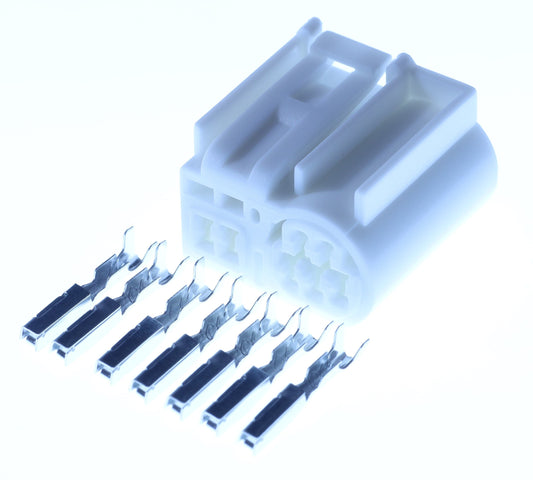 Connector weiblich 7 polig mit Crimpverbinder CSF13124