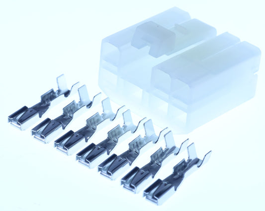 Connector weiblich 7 polig mit Crimpverbinder CSF13151