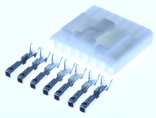 Connector weiblich 7 polig mit Crimpverbinder CSF13155