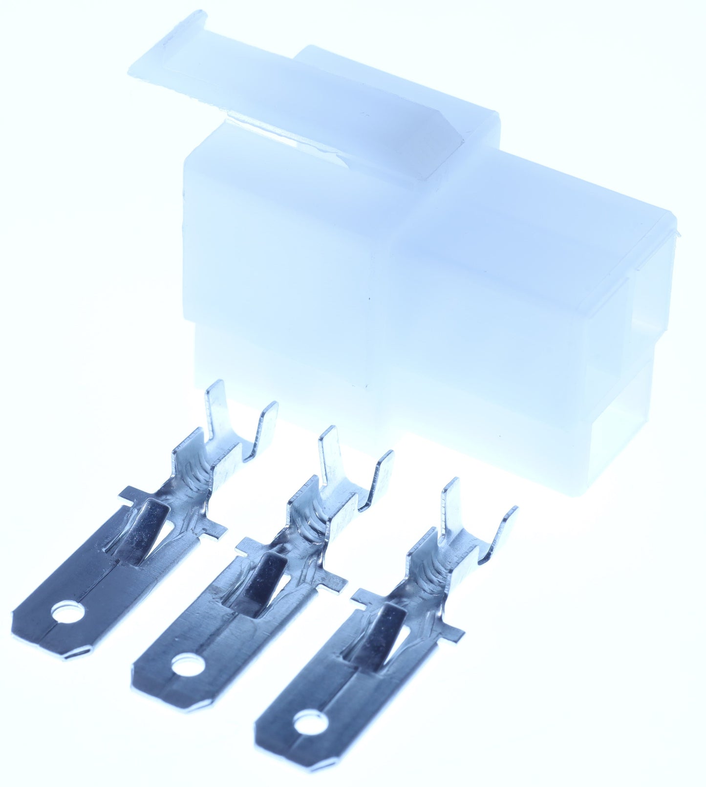 Connector  männlich  3 polig mit Crimpverbinder CSM11373